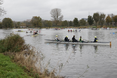 november-4-2023-2e-veld-ligt-verspreid-op-amstel